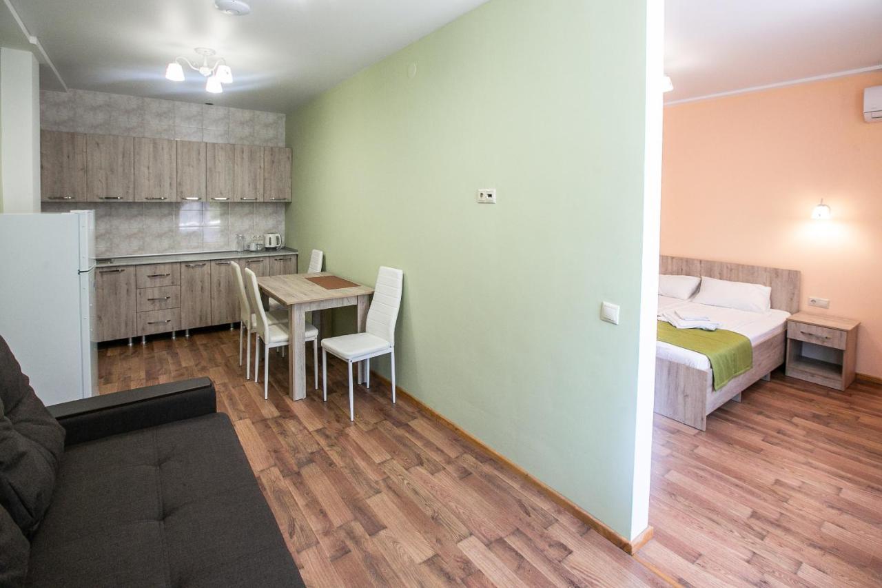 Гостиница "Курорт" Pizunda Esterno foto